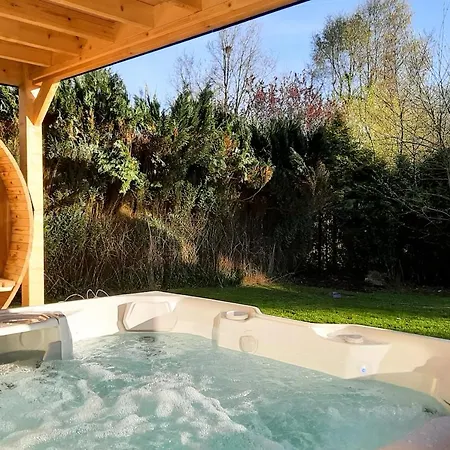 Lunica Villa *
