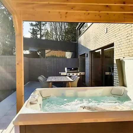 Lunica Villa